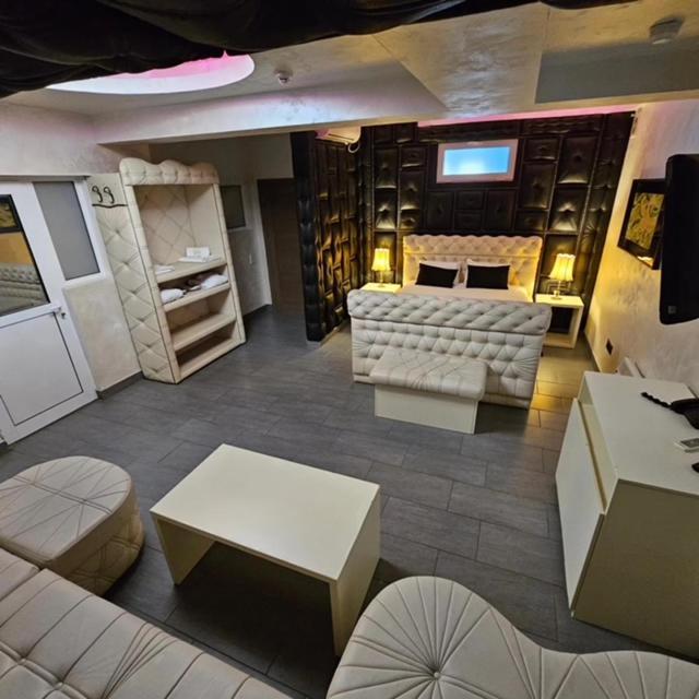 Olympic Wellness & 4*